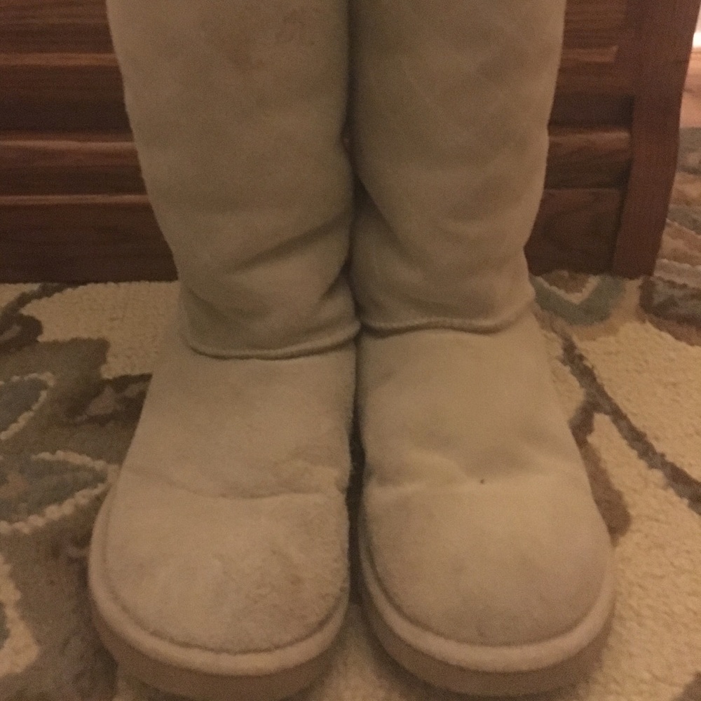 UGG Quilted Tall Cream Boots F3005D